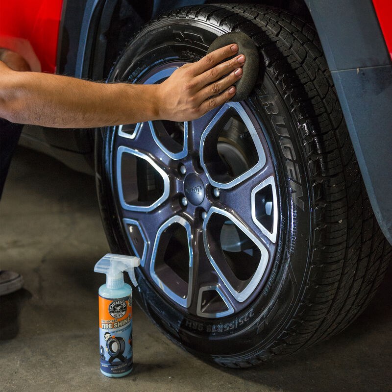 Chemical Guys Tire Kicker Extra Glossy Tire Shine (16 Fl. Oz.)
