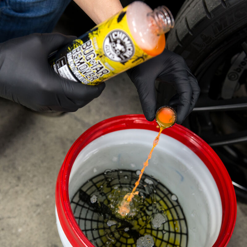 Bug and Tar Heavy Duty Car Wash Shampoo