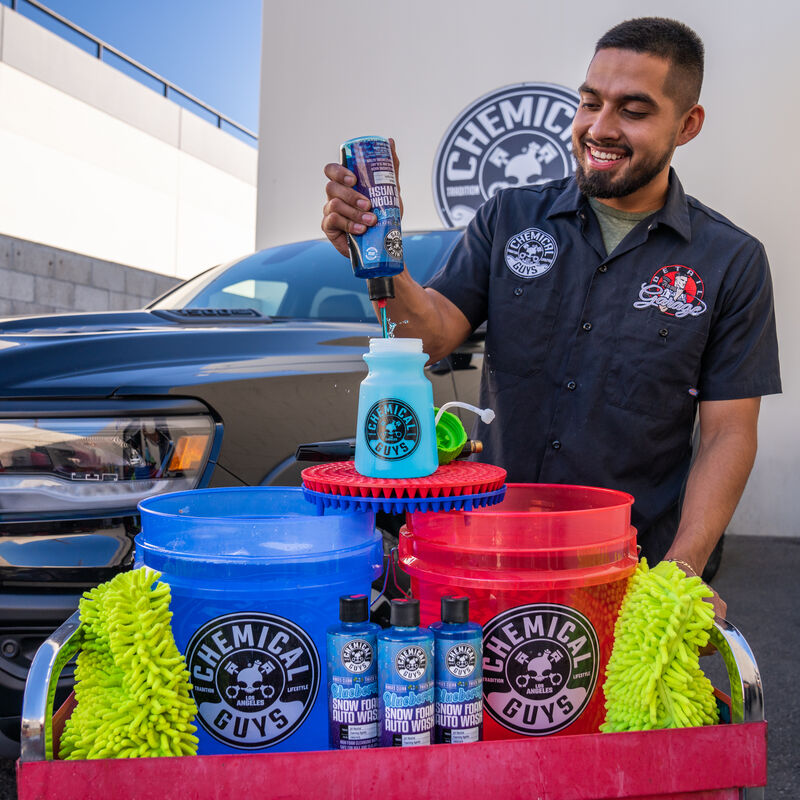 Chemical Guys Blueberry Snow Foam Auto Wash (16 Fl. Oz.)(Non Shrink-Wrapped)(CS: 6) - Car Shampoo